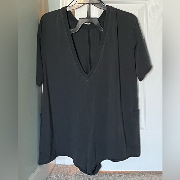 NWT FP Free People Movement Hot Shot Tee Romper Black - Picture 4 of 5